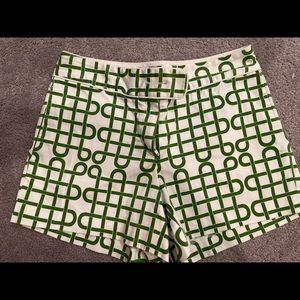 Elizabeth McKay size 4/small Green Trelllis Preppy Shorts like new